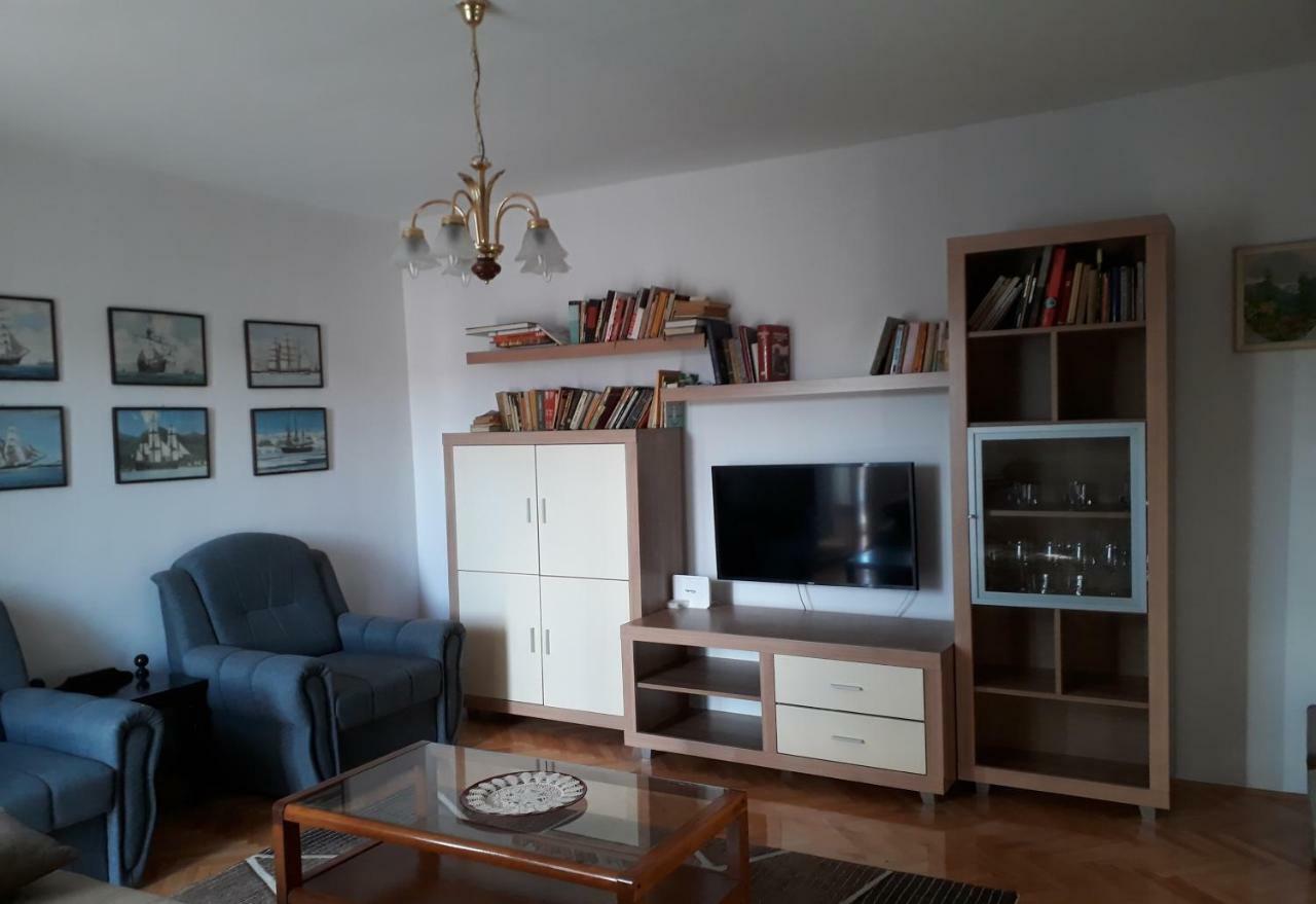 Apartman Buble Trogir Buitenkant foto